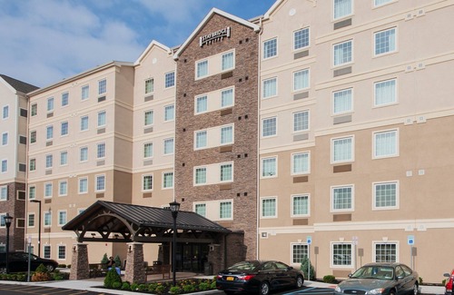 Amherst Apartment | 1 Bedroom | Free Breakfast, Pool and Gym Access