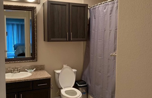 Uptown House | 1 Bedroom - Galleria Area - 2345 Sage Rd, Houston, TX 77056