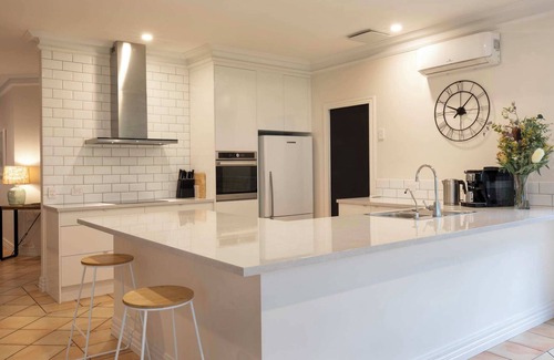 Stirling House | 1 Bedroom Garden Apartment