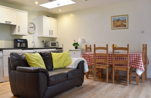 Carlton-in-Cleveland Cottage | 1 bedroom accommodation in Stokesley, near Danby