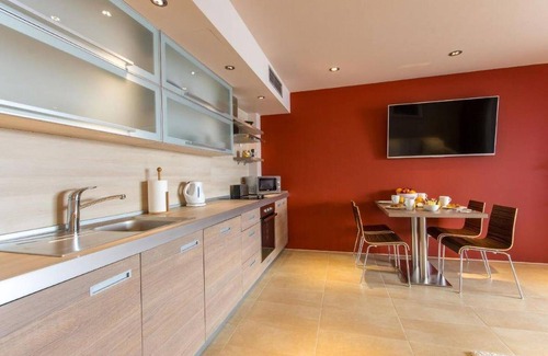 Molunat Apartment | 1 bedroom gorgeous apartment in Molunat