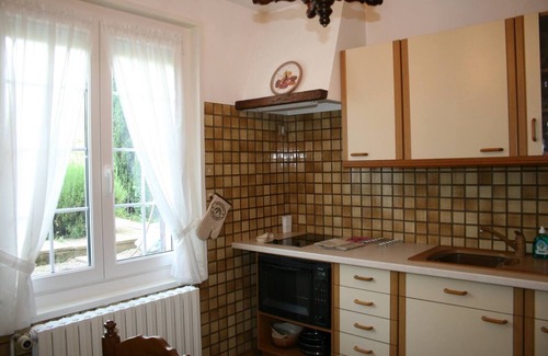 Tournus House | 1 Bedroom House 20min walk to centre in Tournus