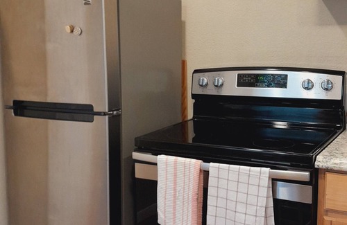 North Houston House | 1 Bedroom House 8 minutes from downtown