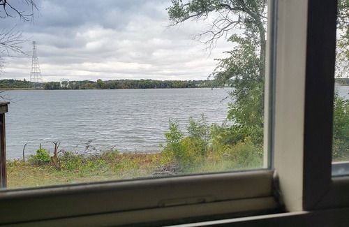 East Moline House | 1-bedroom house w/Cabin Interior on the Mississippi River.Campbells Island