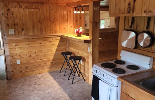 Errol House | 1 Bedroom house with direct trail access