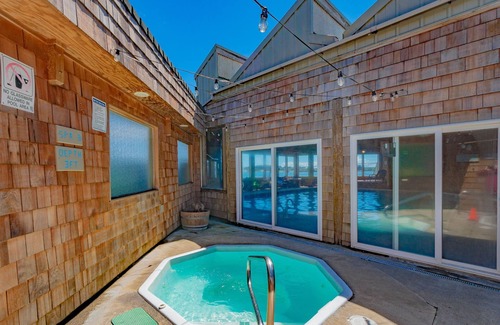 Historic Bayfront Apartment | 1-Bedroom King Suite with Balcony & Resort Views