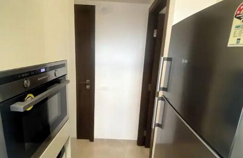 Hiranandani Gardens Apartment | 1-Bedroom Lake View Apartment at Hiranandani Powai