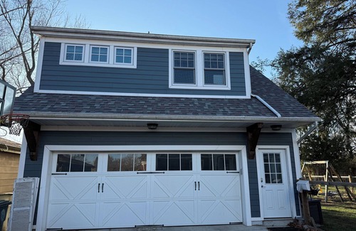 South Bend Apartment | 1-bedroom loft in South Bend! Walking distance to ND with private entrance.