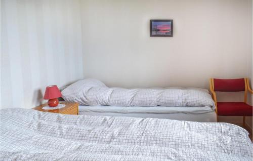 Flora Apartment | 1 Bedroom Lovely Apartment In Svortevik