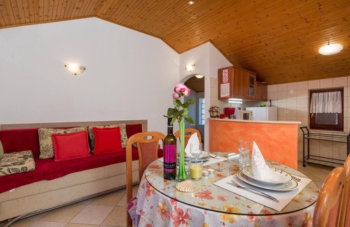 Golovik Apartment | 1 bedroom lovely apartment in Brsec