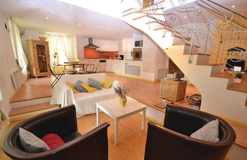 Viens House | 1 bedroom lovely home in Viens