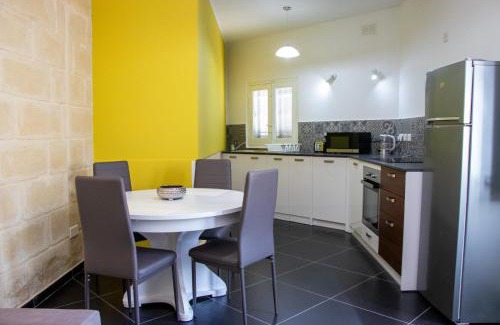 Hamrun House | 1 bedroom maisonette, St Paul's Bay 139 triq aristarku