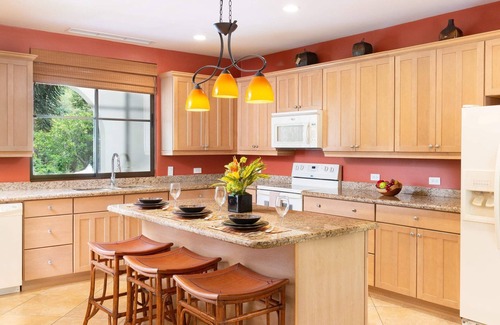 Coco Condo | 1-Bedroom Near Pool S