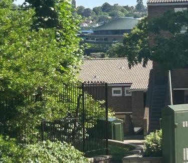 West Hill Apartment | 1 bedroom near Wimbledon lawn tennis museum