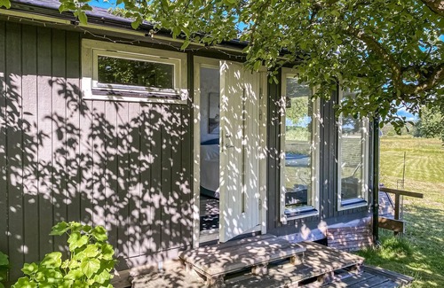 Askloster House | 1 bedroom nice home in Varberg