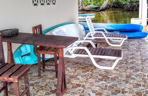 Isla Solarte House | 1 Bedroom ocean view apartment will fully equipped kitchen