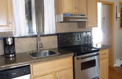 Estes Park Apartment | 1-bedroom plus wall-bed sleeps 4, just 15-minute walk to Historic Estes Park
