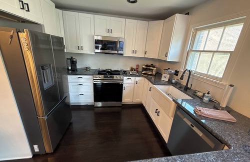 Fort Worth House | 1-bedroom Private Suite in Fort Worth minutes away from the Stockyards.