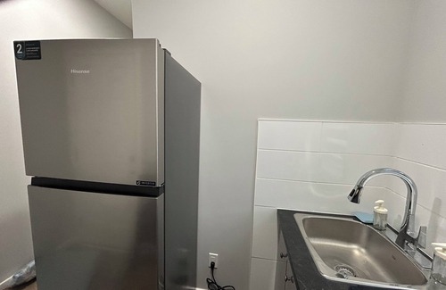 Southeast Edmonton House | 1-bedroom private unit in South Edmonton