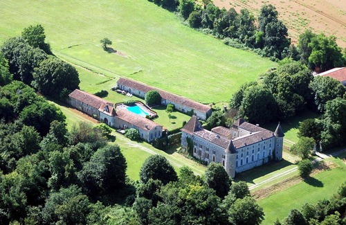 Chalais House | 1 Bedroom Private vacation home in Chalais