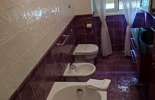 Quartiere XI Portuense House | 1 bedroom private vacation home in rome