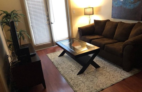 Houston Apartment | 1 Bedroom - Residential Apartment - 2660 Augusta Dr, Houston, TX 77057