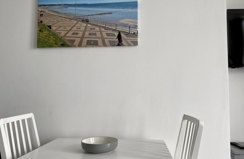 Bridlington Old Town Apartment | 1 Bedroom sea view Apartment with balcony