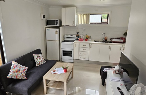 St Andrews House | 1 Bedroom self-contained compact granny accommodation