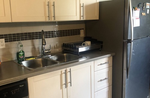 Eringate Apartment | 1 bedroom Spacious Apartment In Etobicoke
