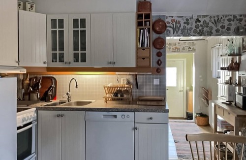 Jokkmokk Municipality House | 1 bedroom stunning home in Tårrajaur