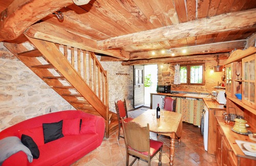 Assignan House | 1 bedroom stunning home in Assignan