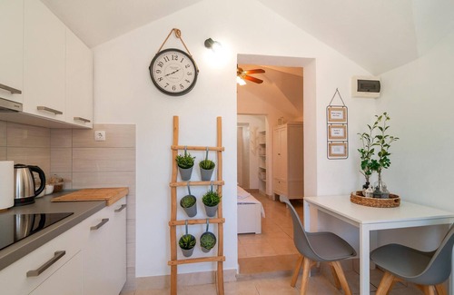 Postira House | 1 bedroom stunning home in Postira