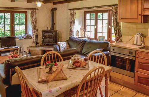 Guern House | 1 bedroom stunning home in Guern