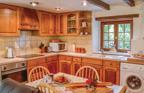 Guern House | 1 bedroom stunning home in Guern
