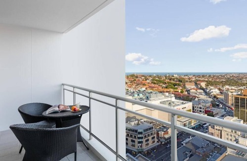 Bondi Junction Apartment | 1-Bedroom Suite Near to Bondi Beach Sydney