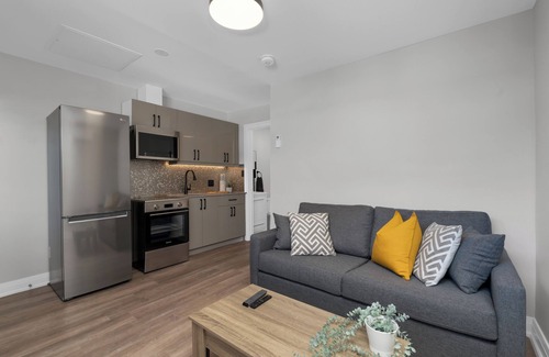 Wasaga Beach Apartment | 1 bedroom suite