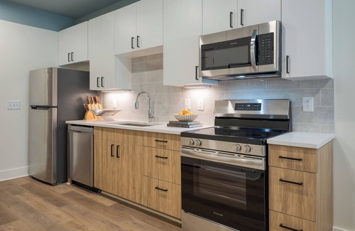 12 South Condo | 1 Bedroom Suite | Rooftop, Courtyard