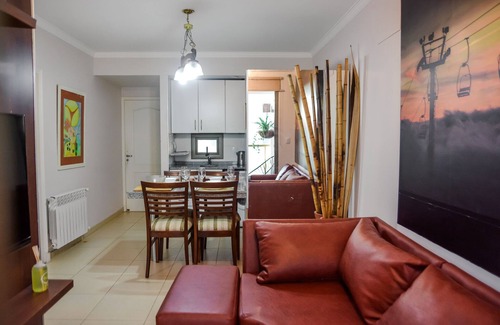 Santa Fe Apartment | 1 BedRoom Super comfy Modern Bright with Parking, AC. Double Glass Window