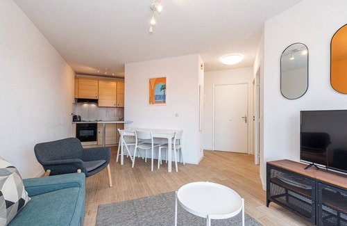 Riquier Apartment | 1 Bedroom - Terrace - Parking