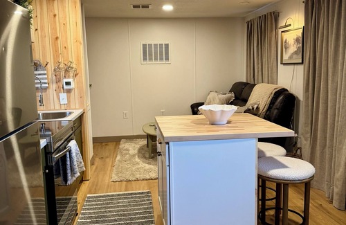 Pompeys Pillar House | 1 bedroom Tiny Home