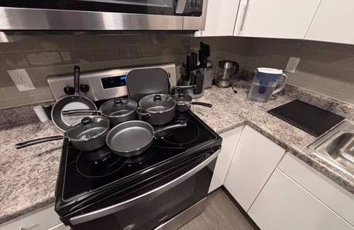 Downtown Des Moines Apartment | 1 bedroom unit in Downtown Des Moines