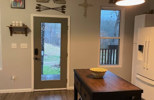 Jones Mills House | 1-bedroom vacation home near Lake Catherine State Park