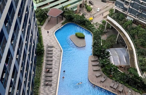 Salcedo Village Apartment | 1 Bedroom with Balcony Condo Apartment in Makati City