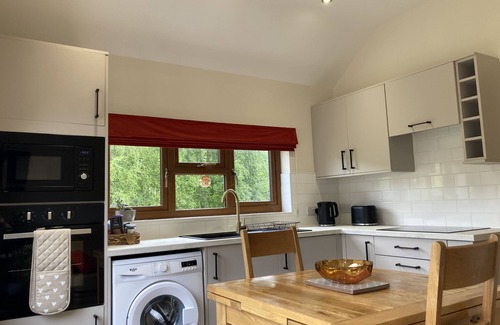 Longford Cottage | 1 bedroomed Detached holiday retreat Pant