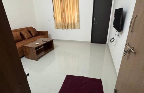 Pune Apartment | 1 bhk comfy stay 1