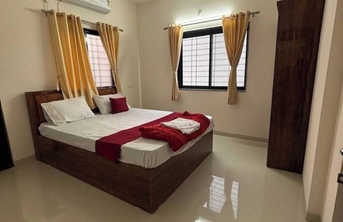 Pune Bed & Breakfast | 1 BHK Comfy Stay 102