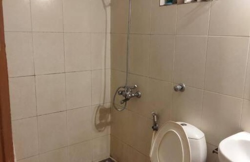 Sainagar Apartment | 1 BHK Luxury Apartment, Candolim with Pool (CD02)