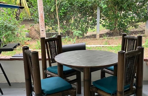 Playa Coronado House | 1 BLOCK FROM THE BEACH CORONADO, PANAMA! COZY INEXPENSIVE RENTAL