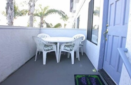 Imperial Beach House | 1 Block From The Beach!