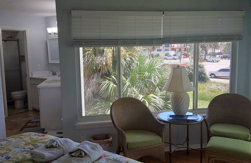 Flagler Beach House | 1 block to beach, backyard golf course views. Sleeps 5, Pet-friendly, low price!